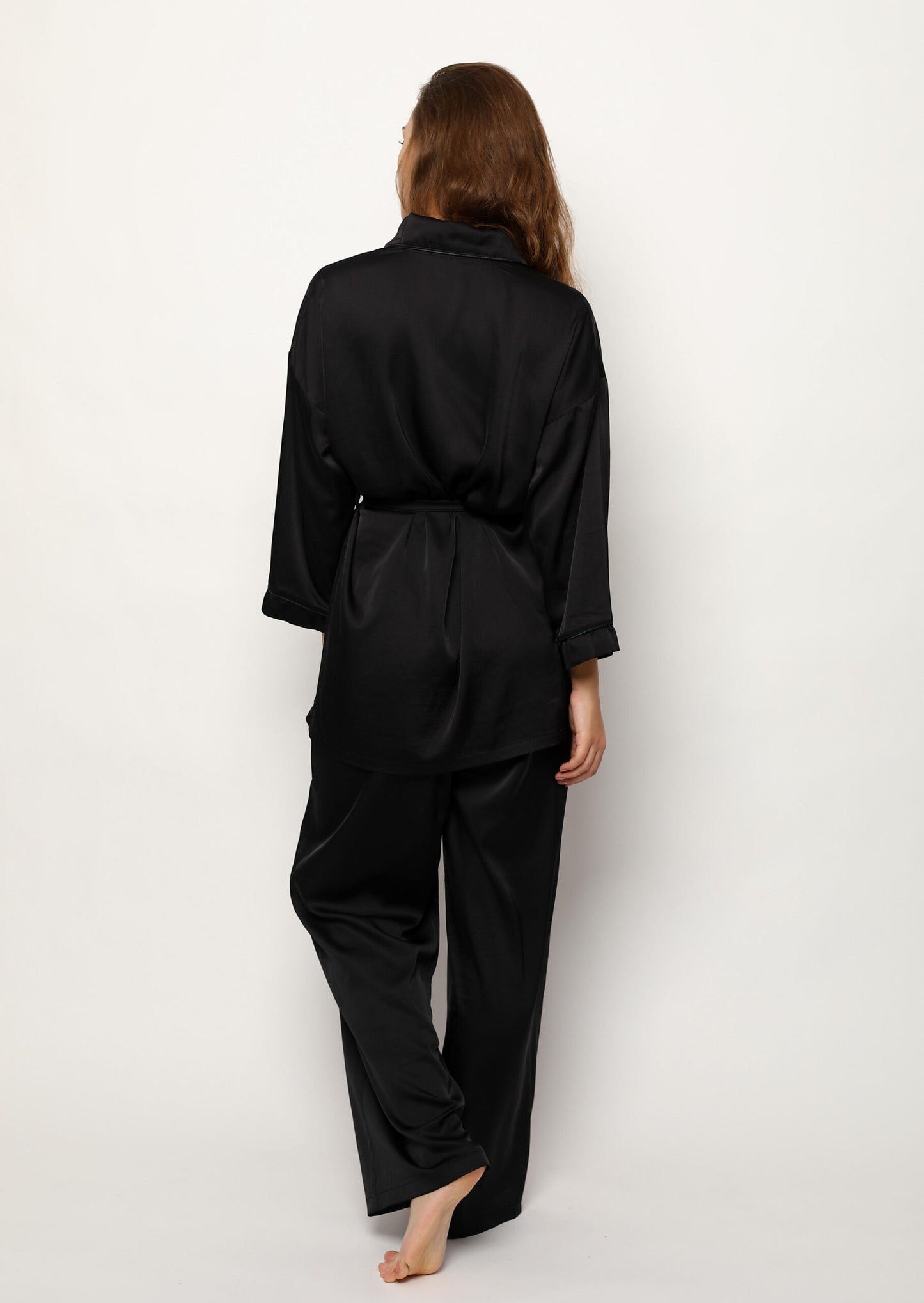 LUXURY SILK PAJAMAS - Expect Lace