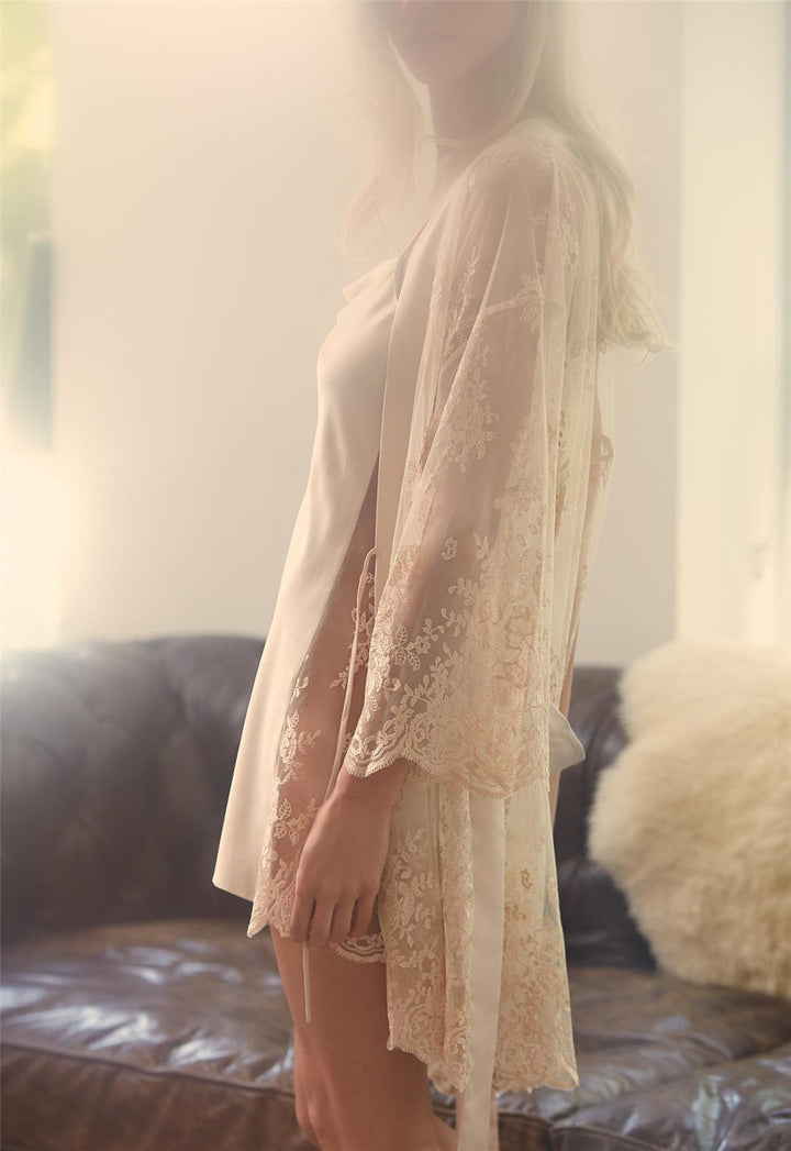 DARLING COVER UP - Expect Lace