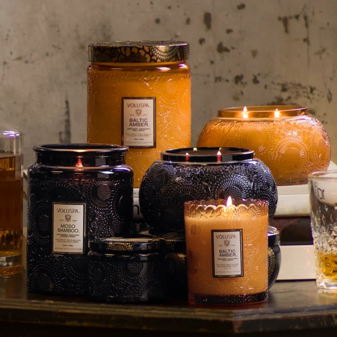 VOLUSPA BALTIC AMBER LARGE JAR CANDLE - Expect Lace