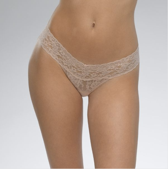 HANKY PANKY ROLLED SIGNATURE LACE LOW RISE THONG - Expect Lace