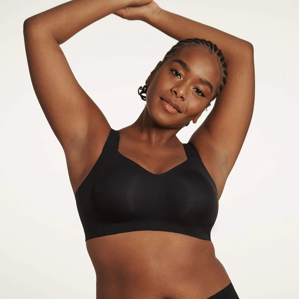 BEYOND WIRELESS LIFT BRA - Expect Lace