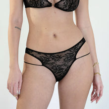 Load image into Gallery viewer, AMPHITRITE LOW RISE CHEEKY PANTY - Expect Lace
