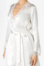 Load image into Gallery viewer, PAMELA DREAMY SHORT SILK ROBE - Expect Lace
