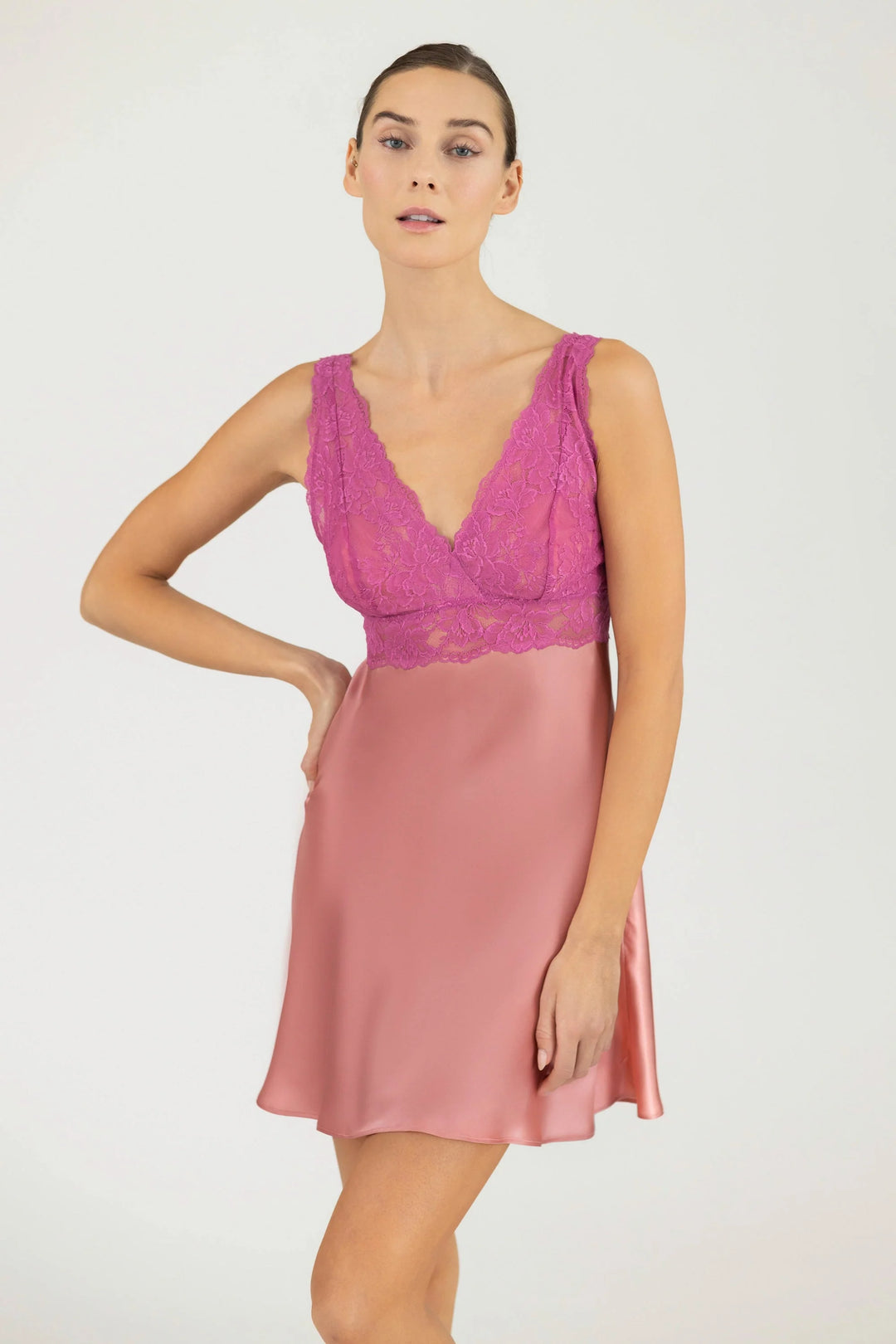 MORGAN ICONIC BUST-SUPPORT SILK CHEMISE