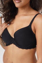 Load image into Gallery viewer, WACOAL LA FEMME BRA UNDERWIRE T-SHIRT BRA - Expect Lace
