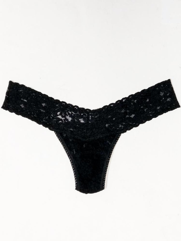 ROLLED SIGNATURE LACE LOW RISE THONG - Expect Lace