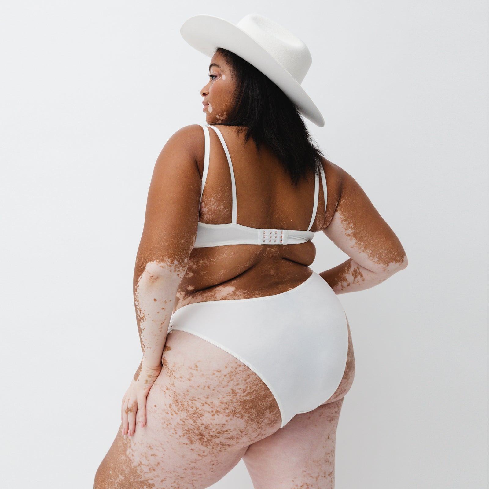 FRISSON BALCONETTE BRA - Expect Lace