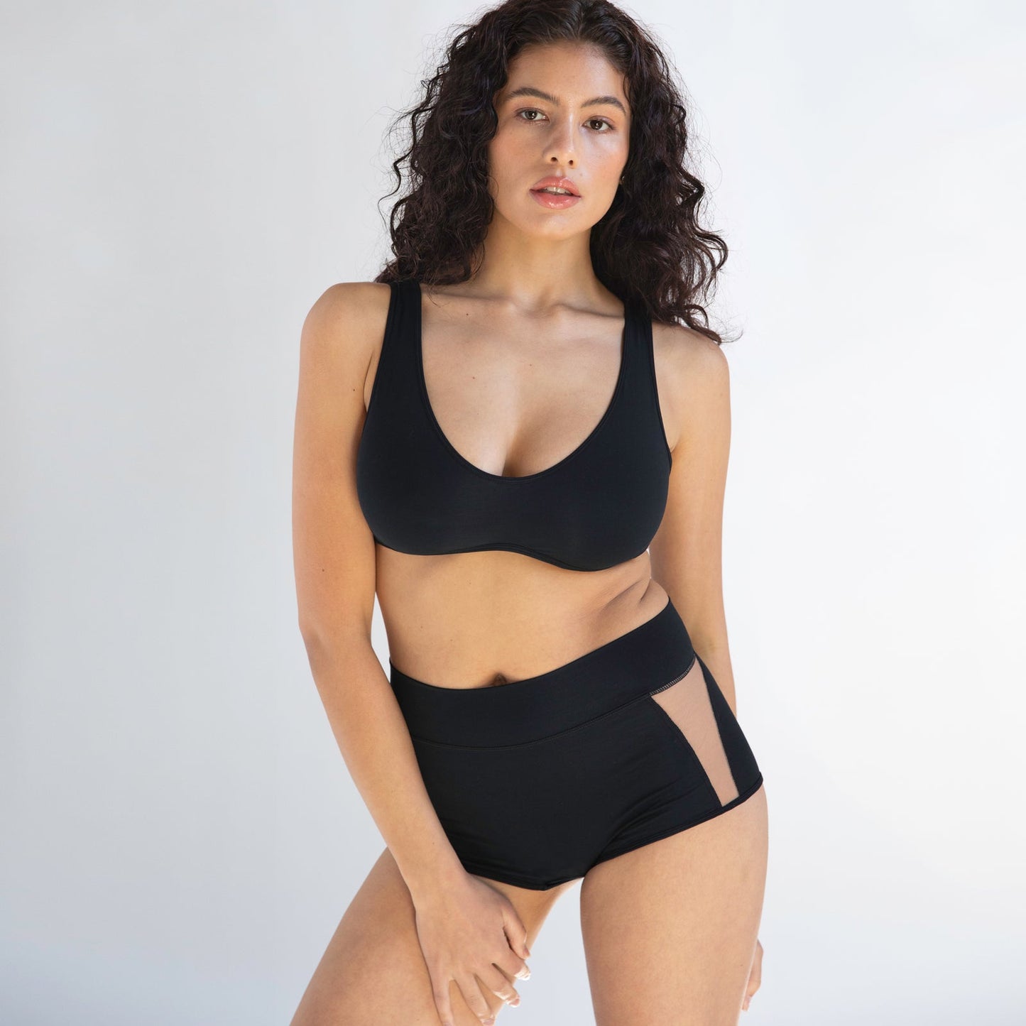 CORE SCOOP NECK BRALETTE - Expect Lace
