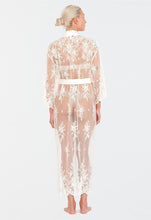 Load image into Gallery viewer, DARLING ROBE - Expect Lace
