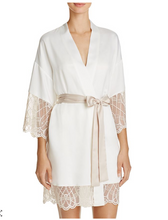Load image into Gallery viewer, GABBY KIMONO ROBE - Expect Lace
