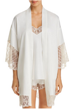 Load image into Gallery viewer, GABBY KIMONO ROBE - Expect Lace
