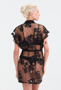 CHARMING COVER UP - Expect Lace