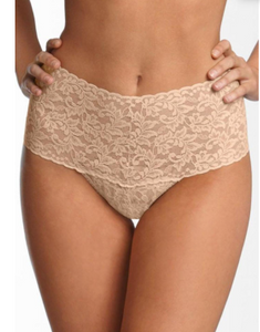 HANKY PANKY RETRO LACE THONG - Expect Lace