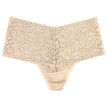 Load image into Gallery viewer, RETRO LACE THONG - Expect Lace

